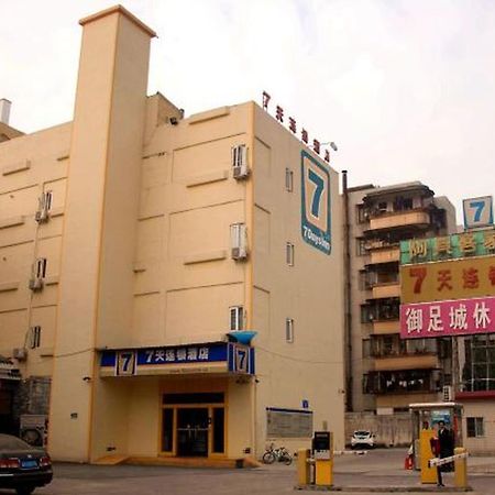 7 Days Inn Foshan Nanhai Square Haisan Road Darunfa Branch Exteriör bild